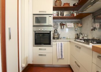 vendesi appartamento con terrazza lucca centro IMG - Appartamento Via Buia, Lucca - foto 7