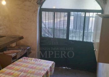 taverna con accesso privato esterno - Portion of a house Soldano - photo 15