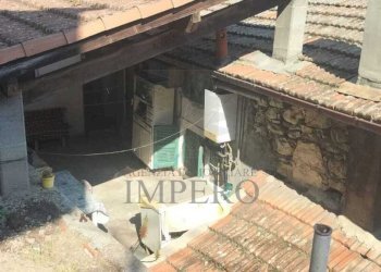 cortile/giardino privato - Portion of a house Soldano - photo 19