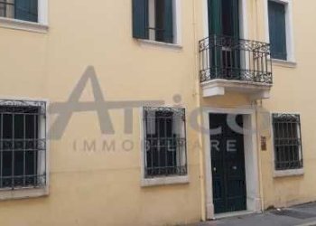 1.jpg - Three-room apartment Rovigo RO, Rovigo - photo 1
