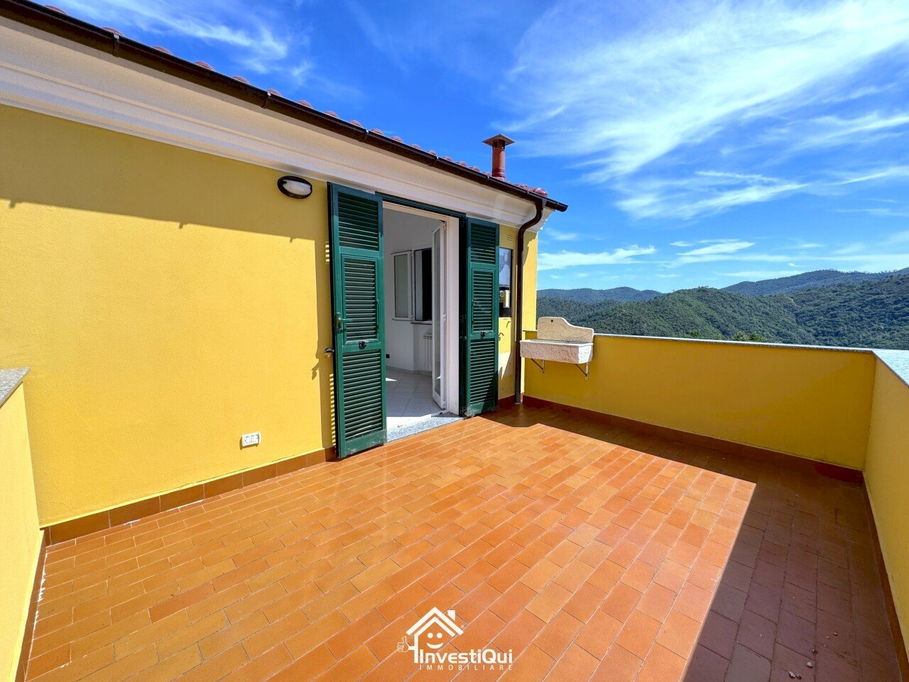 TERRAZZO PRIVATO - Bilocale Via Barilari 7BIS, Magliolo - foto 2