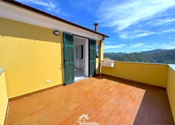 TERRAZZO PRIVATO - Bilocale Via Barilari 7BIS, Magliolo - foto 2