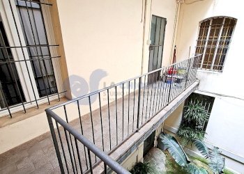 ingresso da ballatoio - Appartamento Via Foscolo, Bologna (zona Centro Storico) - foto 3