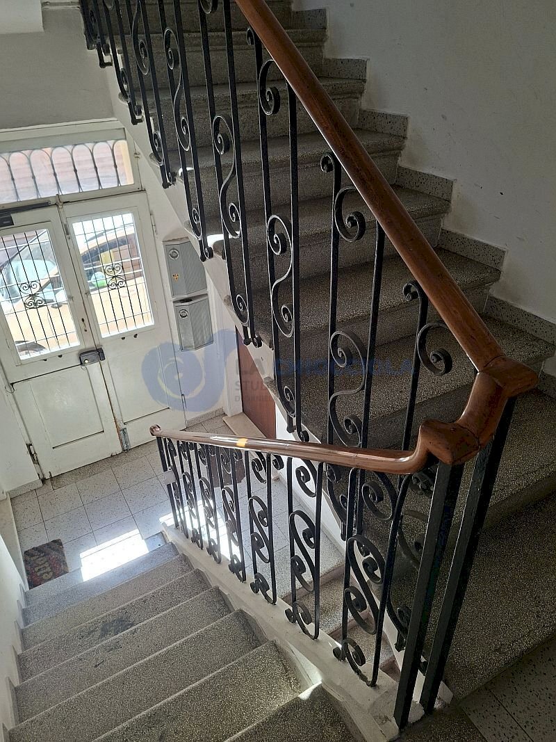 ingresso stabile1 - Trilocale Bologna (zona Saragozza) - foto 2