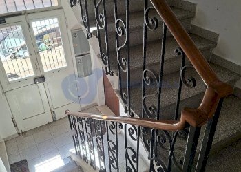 ingresso stabile1 - Trilocale Bologna (zona Saragozza) - foto 2