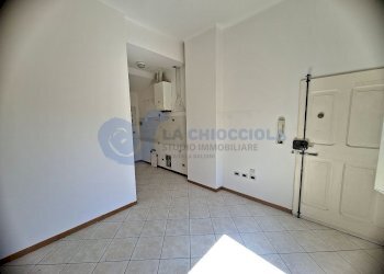 ingresso su zona giorno - Trilocale Bologna (zona Saragozza) - foto 5