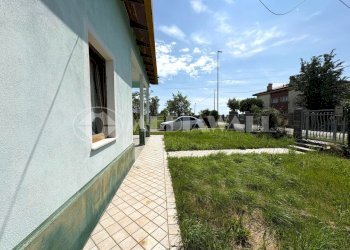 03IMAGE## - Villa Via Nannavecchia 58, San Quirino - foto 4