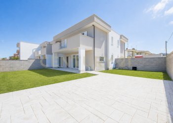 D32ADC43-8F82-41AE-B95A-8D9A3C415BE1 - Villa a Schiera Via Casal di Claudia, Anzio - foto 16