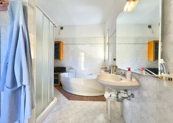 bagno - Villa Strada San Bartolomeo 300, Sanremo - photo 22