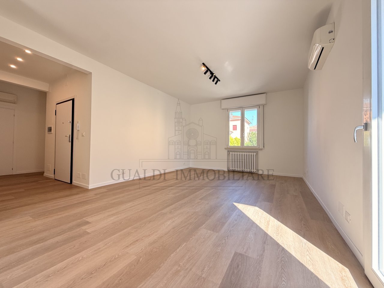 APPARTAMENTO RISTRUTTURATO (8)-1 - Appartamento Via Giuseppe Gibellini 31, Modena - foto 2