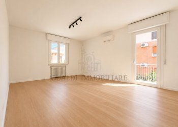 APPARTAMENTO RISTRUTTURATO (9)-1 - Appartamento Via Giuseppe Gibellini 31, Modena - foto 3