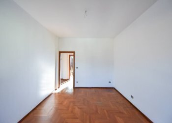 Apartment Sant'Ambrogio di Torino - photo 22