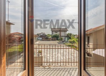 Villa via 4 novembre, 53 
 Corte, Lessona - foto 4
