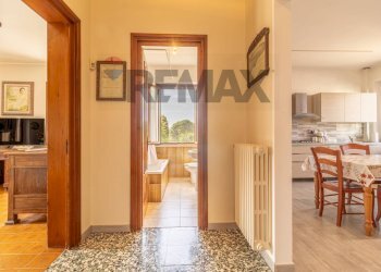 Villa via 4 novembre, 53 
 Corte, Lessona - foto 6