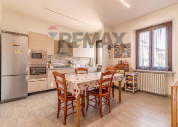 Villa via 4 novembre, 53 
 Corte, Lessona - foto 16