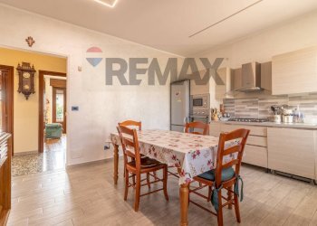 Villa via 4 novembre, 53 
 Corte, Lessona - foto 17