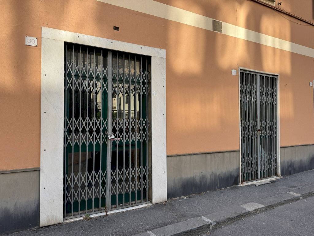 Negozio Genova (zona Sampierdarena) - foto 1