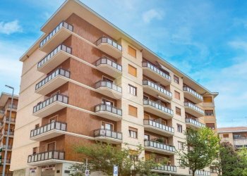 Three-room apartment Corso Francia, Collegno - photo 1