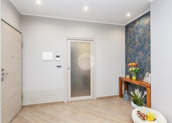 Three-room apartment Corso Francia, Collegno - photo 9