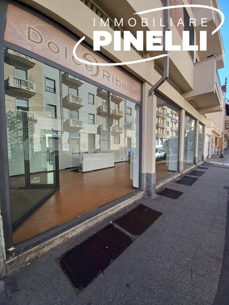 Negozio Salbertrand, 69, Torino (zona Parella) - foto 3