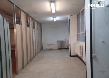 Negozio Salbertrand, 69, Torino (zona Parella) - foto 14
