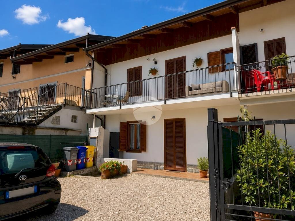 Semi-detached house Via Giachero, Val della Torre - photo 1