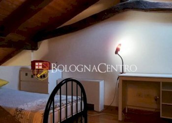 Porzione di casa Bologna (zona Centro Storico) - foto 3