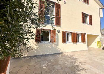 Three-room apartment Strada Vicinale del Colle, Imperia - photo 8