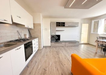 Three-room apartment Strada Vicinale del Colle, Imperia - photo 25