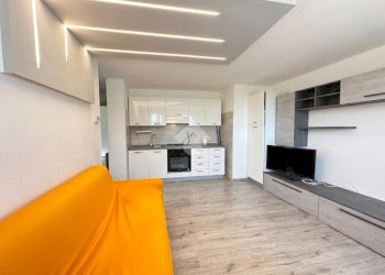 Three-room apartment Strada Vicinale del Colle, Imperia - photo 26