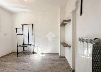Three-room apartment Strada Vicinale del Colle, Imperia - photo 33
