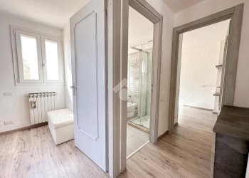 Three-room apartment Strada Vicinale del Colle, Imperia - photo 34
