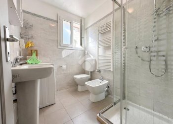 Three-room apartment Strada Vicinale del Colle, Imperia - photo 35
