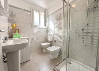 Three-room apartment Strada Vicinale del Colle, Imperia - photo 36