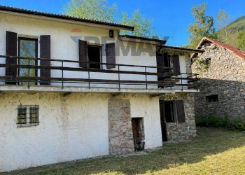 Semi-detached house Località Fontanedo, snc 
 Suvero, Rocchetta di Vara - photo 12