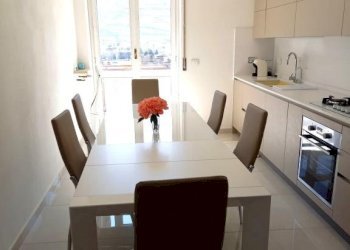 Three-room apartment via Chambery, Aosta - photo 6