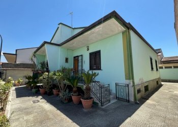 Villa Curti - foto 1