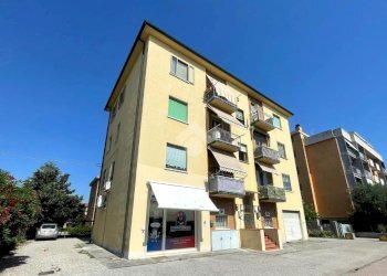 Four-room apartment Via Nazionale, Malalbergo - photo 1