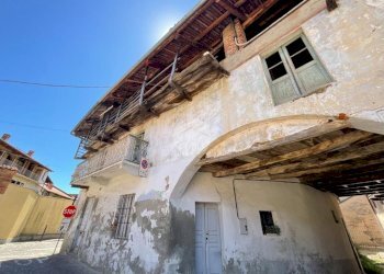 Rustico Piazza Caduti per la Libertà, Balangero - foto 1