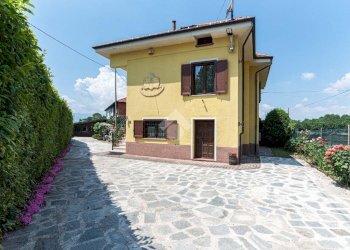 Independent house Strada Corio, San Carlo Canavese - photo 1