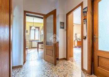 Four-room apartment Via ugo foscolo, San Gillio - photo 7