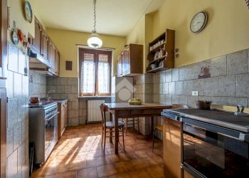 Four-room apartment Via ugo foscolo, San Gillio - photo 11