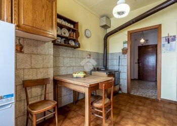 Four-room apartment Via ugo foscolo, San Gillio - photo 13