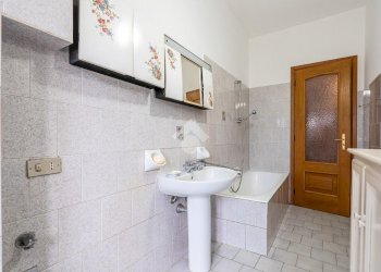 Four-room apartment Via ugo foscolo, San Gillio - photo 31