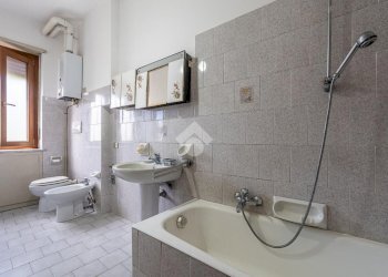Four-room apartment Via ugo foscolo, San Gillio - photo 32