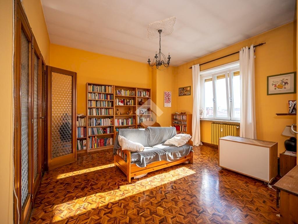 Four-room apartment Corso palmiro togliatti, Collegno - photo 1