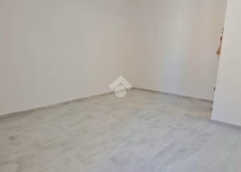 Two-room apartment Via Roma, Medesano - photo 7