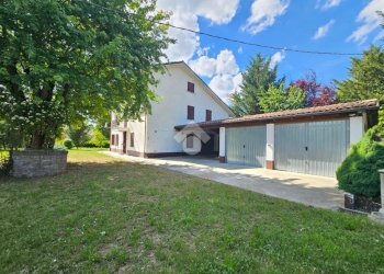 Casa indipendente Corso Acqui, Nizza Monferrato - foto 2