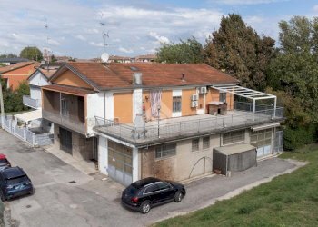Independent house Via Niccolò Copernico, Cento - photo 2