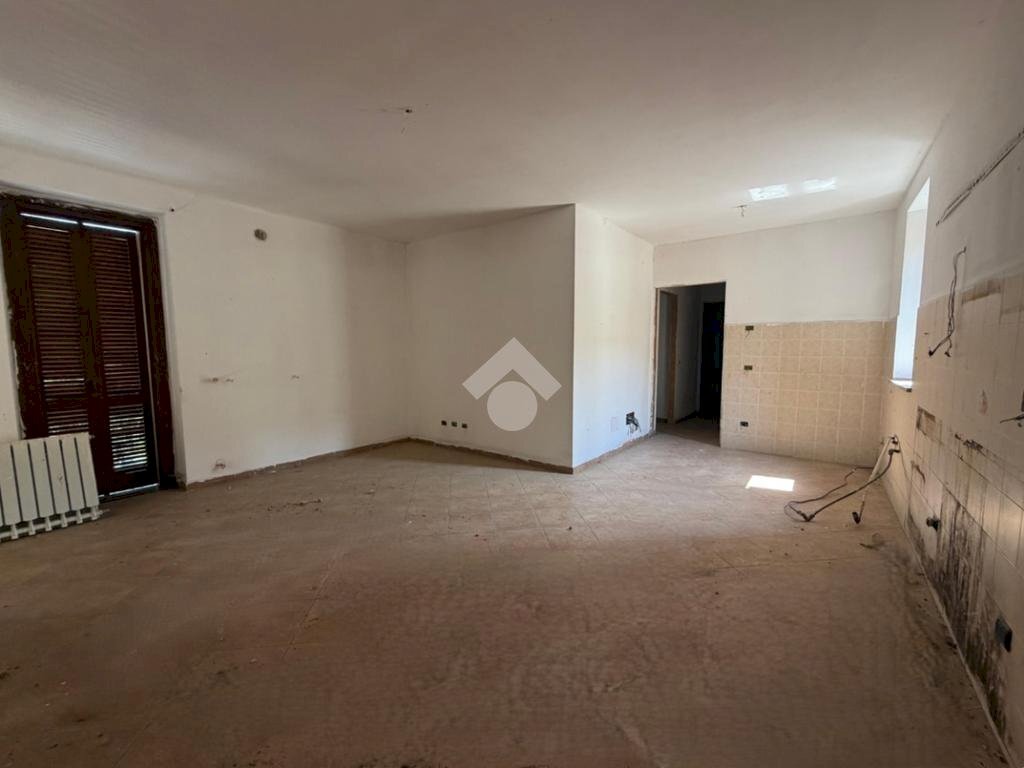 Three-room apartment Via Cavour, Borgolavezzaro - photo 2